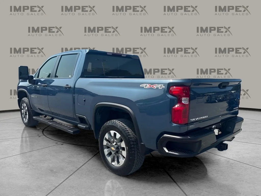 Used 2025 Blue Chevrolet Custom image 2