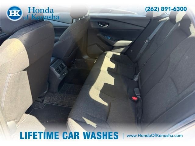 Used 2025 Solar Silver Metallic Honda LX image 7