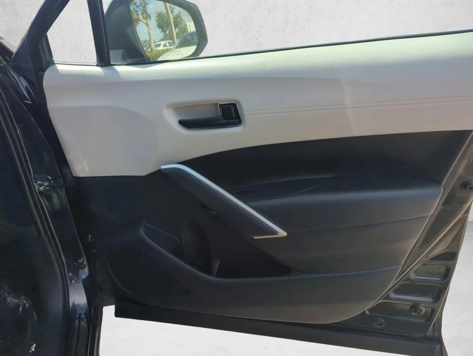 Used 2024 Jet Black Toyota L image 24
