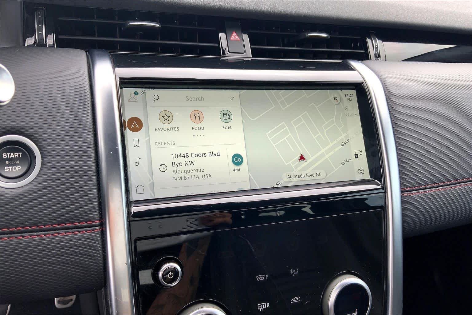 Used 2021 Fuji White Land Rover S R-Dynamic image 32