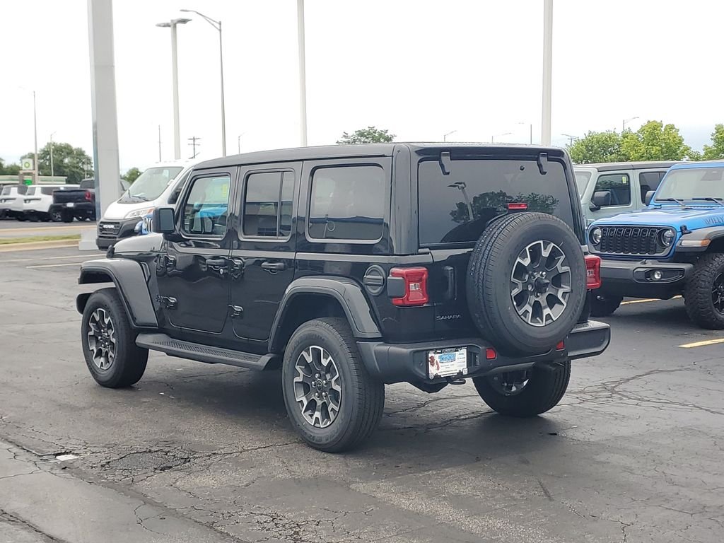 New 2026 Black Clear-Coat Exterior Paint Jeep Sahara image 3
