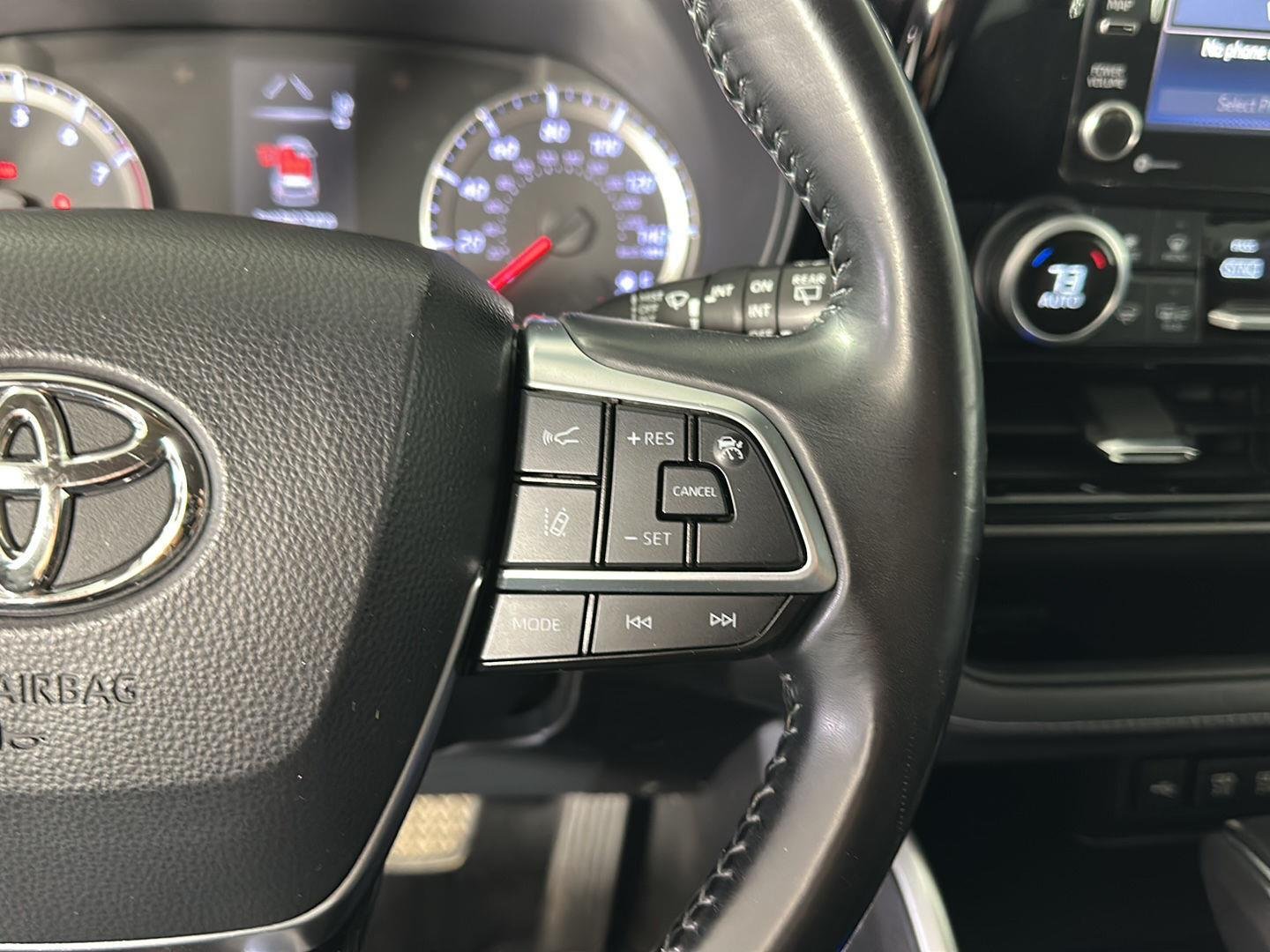 Used 2021 Magnetic Gray Metallic Toyota LE image 19