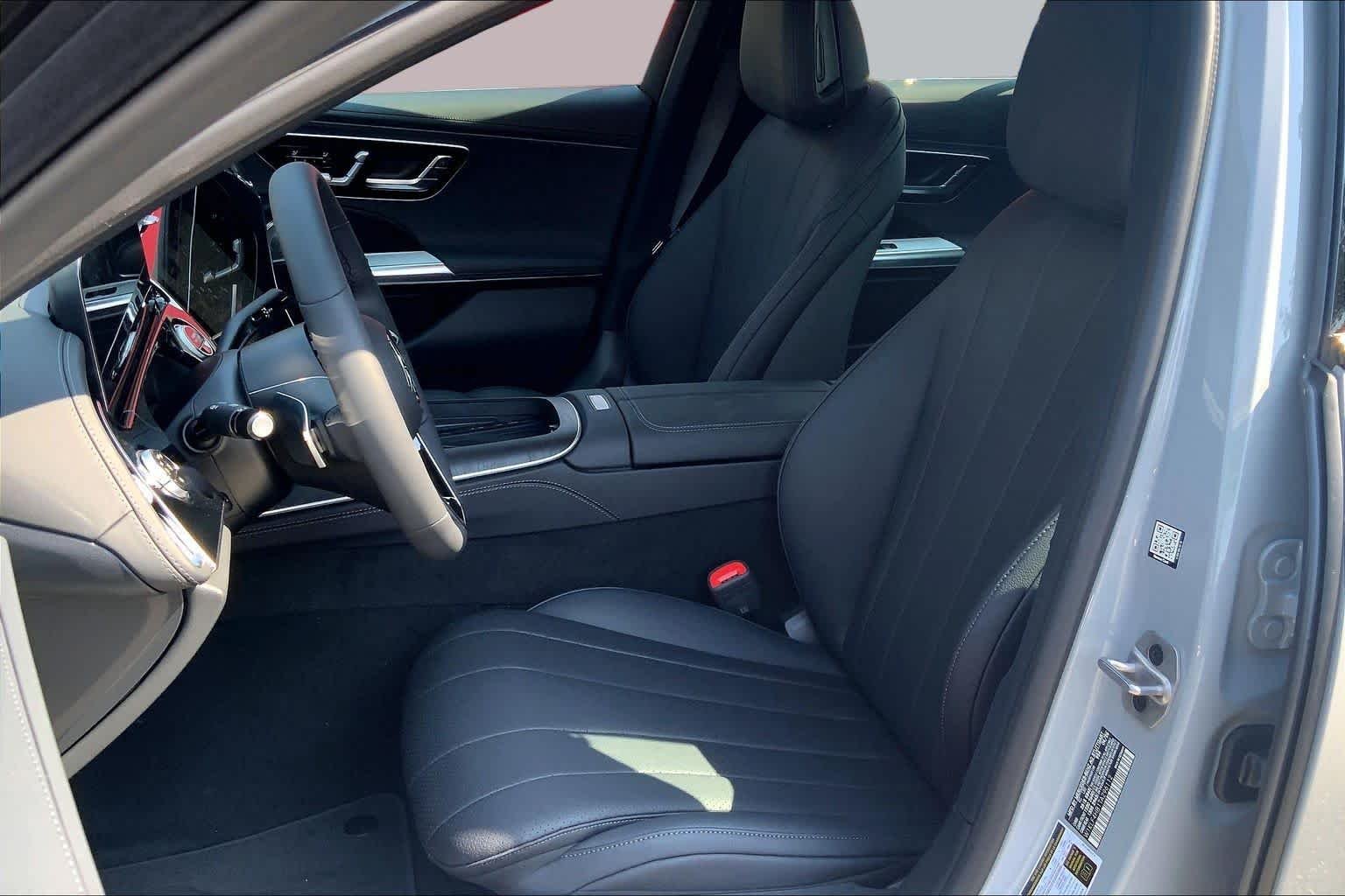 New 2026 MANUFAKTUR Alpine Grey Mercedes-Benz E 350 image 14