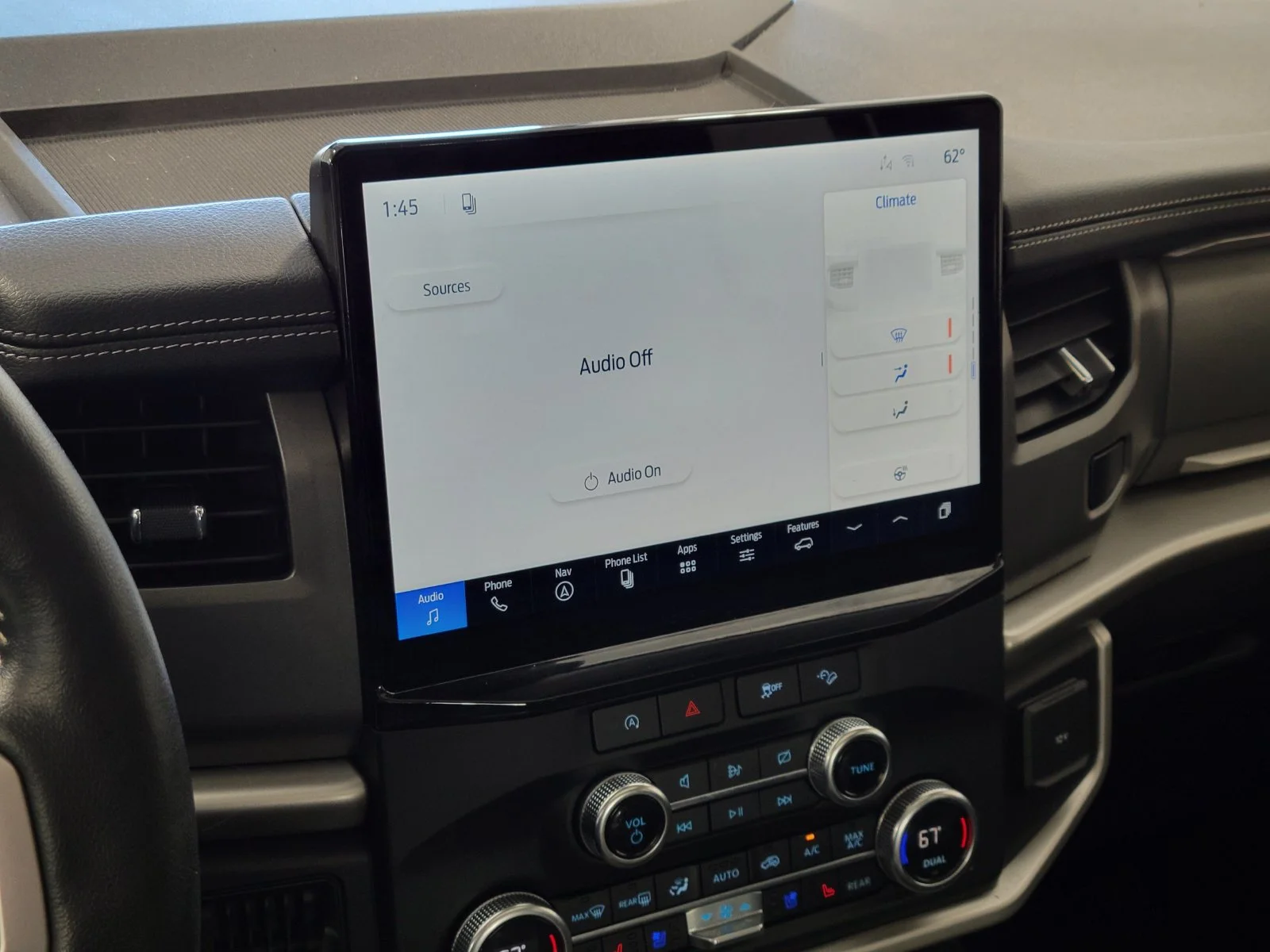 Used 2024 Gray Ford XLT image 19