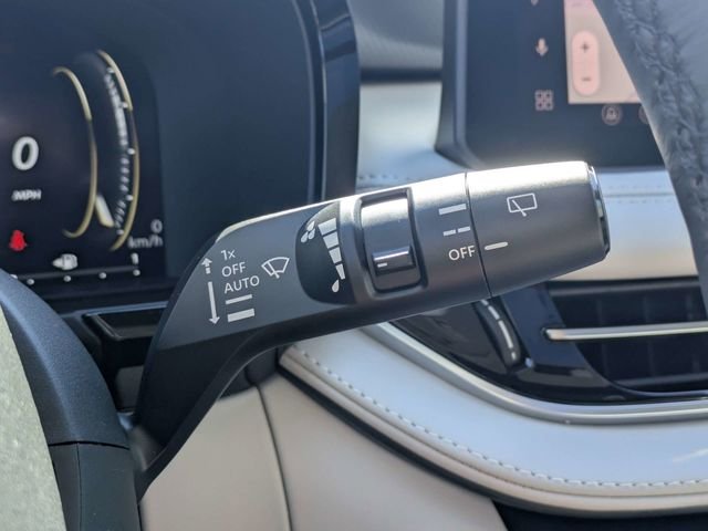 New 2027 HARBOR GRAY INFINITI Luxe FWD image 30