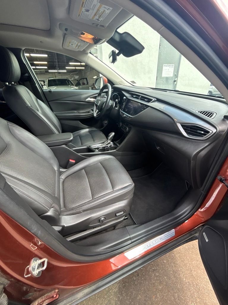 Used 2020 Brown Buick Essence image 24