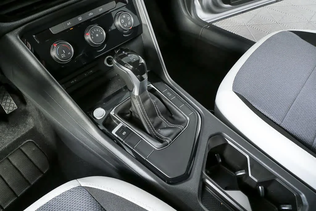 New 2026 Pyrite Silver Metallic Volkswagen S image 16