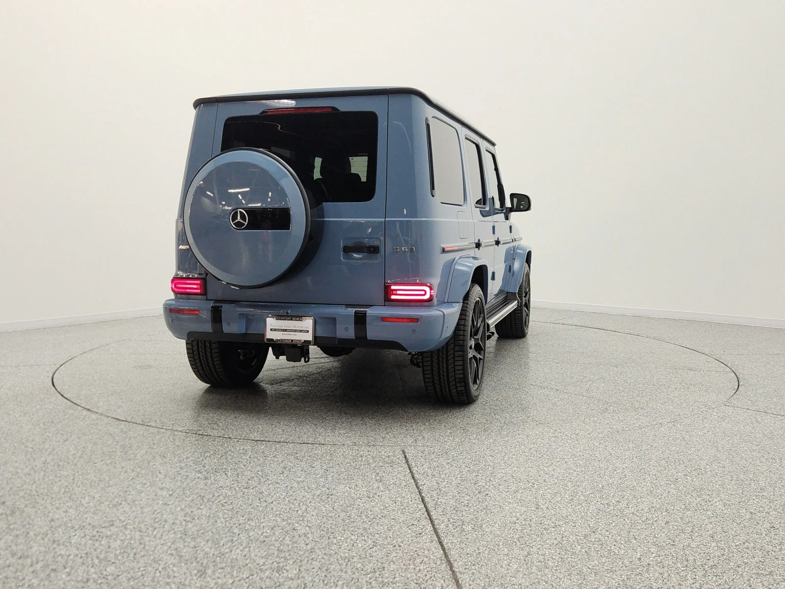 Certified Used 2025 MANUFAKTUR China Blue Non-Metallic Mercedes-Benz AMG® G 63 SUV image 6