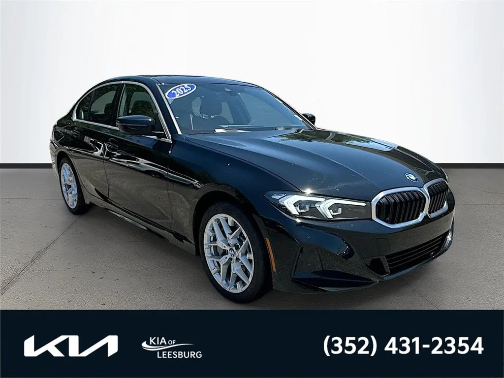 2025 BMW 3 Series 330i Sedan's photo