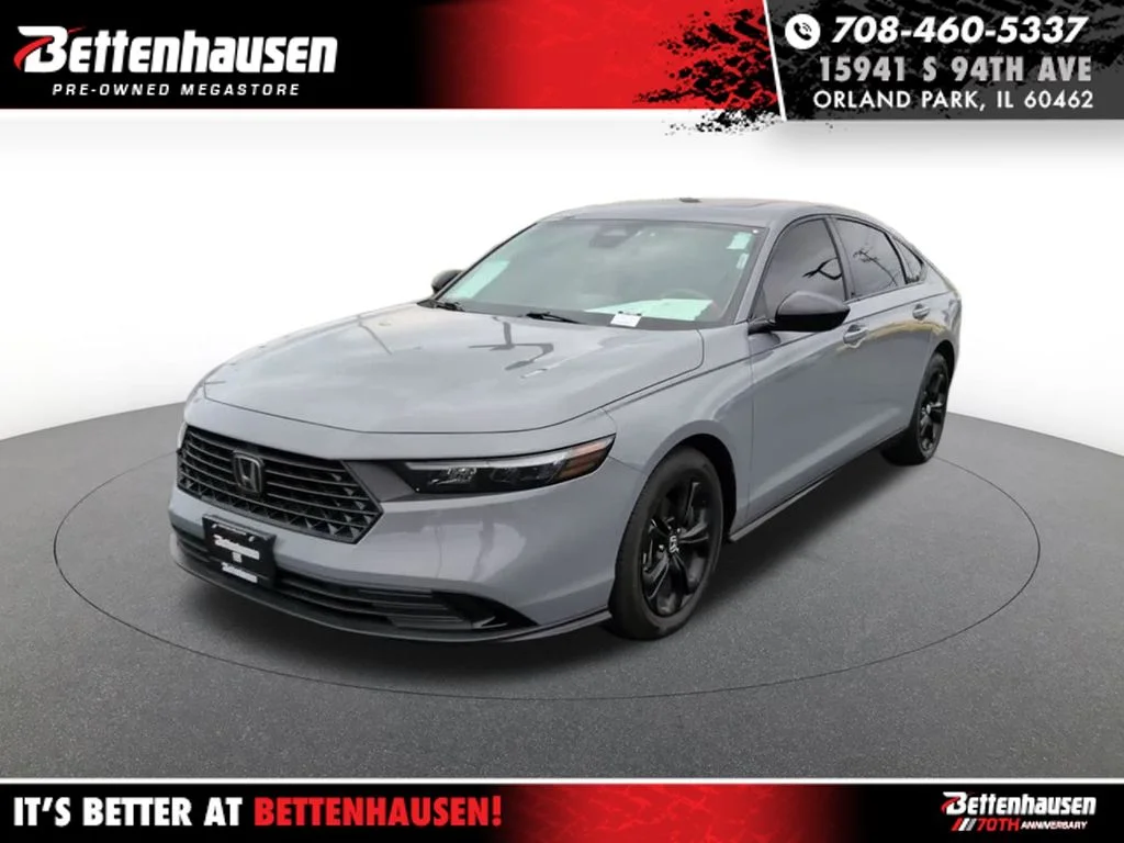 Used 2025 Gray Honda SE image 14