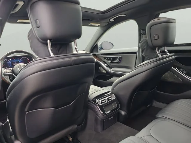 Used 2025 Black Mercedes-Benz S 500 image 9