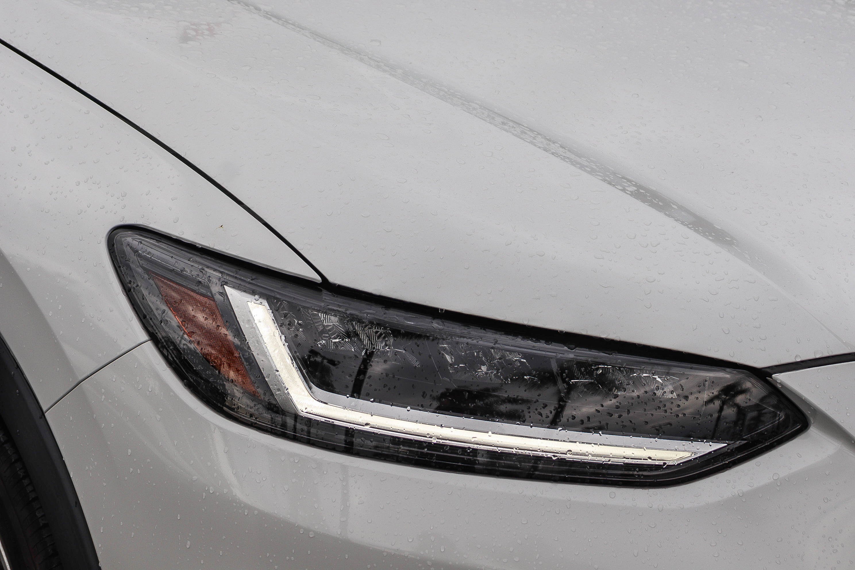 Certified Used 2024 Platinum White Pearl Honda LX image 6