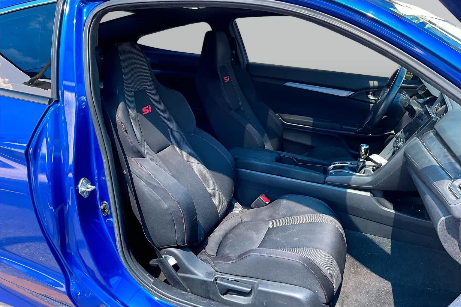 Used 2019 Aegean Blue Metallic Honda  image 9