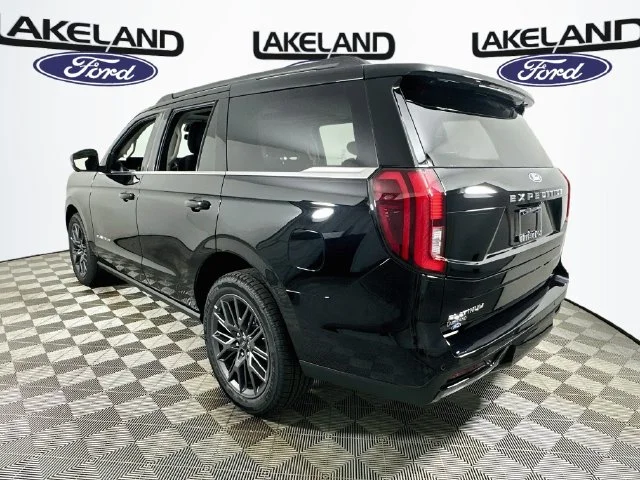 New 2027 Black Ford Platinum image 5