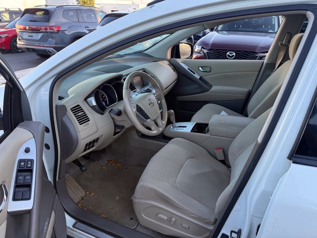 Used 2012 Glacier Pearl Nissan SV image 7