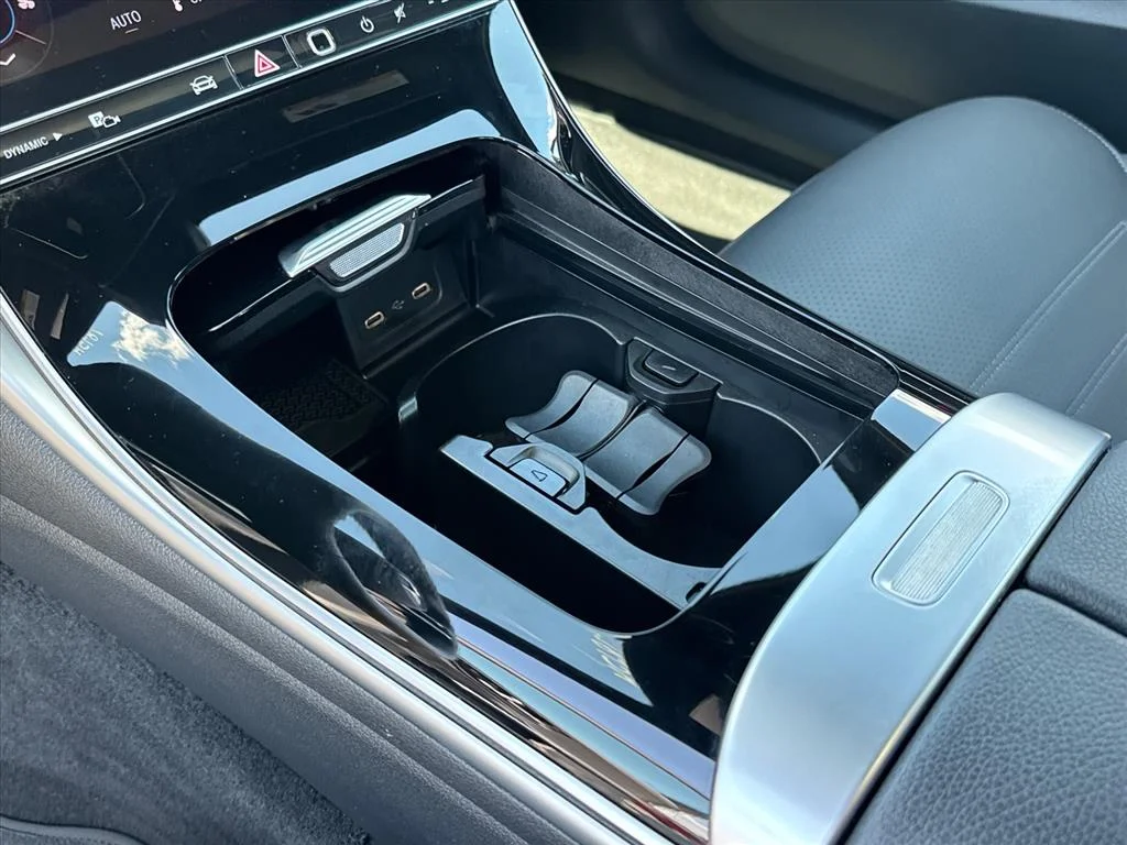 Used 2025 Alpine Mercedes-Benz C 300 4MATIC® image 23
