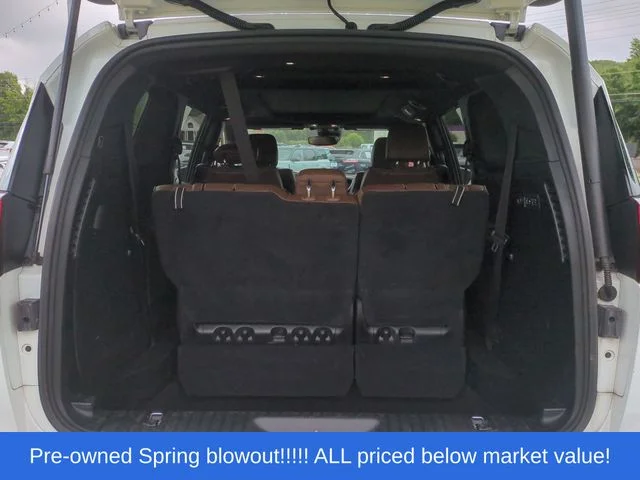Used 2020 White Chrysler Limited image 32