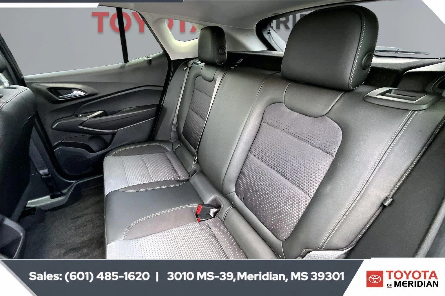 Used 2025 Cypress Gray Chevrolet LT image 19