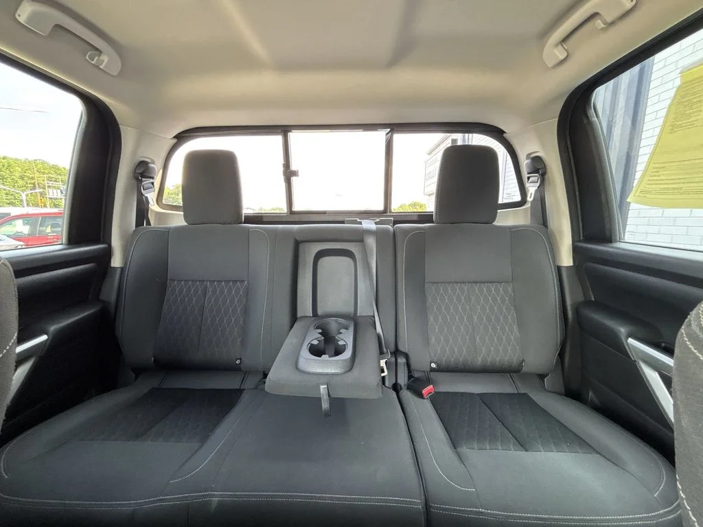 Used 2018 White Nissan SV image 24
