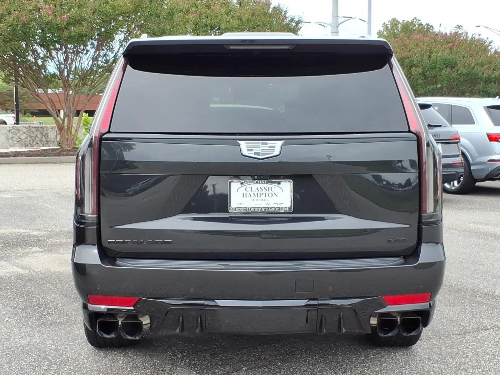Used 2024 Black Diamond Tricoat Cadillac AWD V-Series image 9