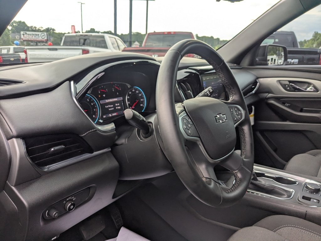 Used 2023 Mosaic Black Metallic Chevrolet LT Cloth image 13