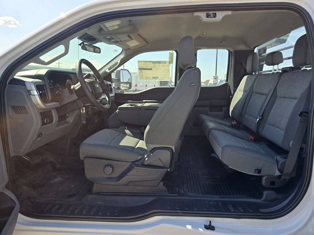 New 2026 Oxford White Ford XL image 34