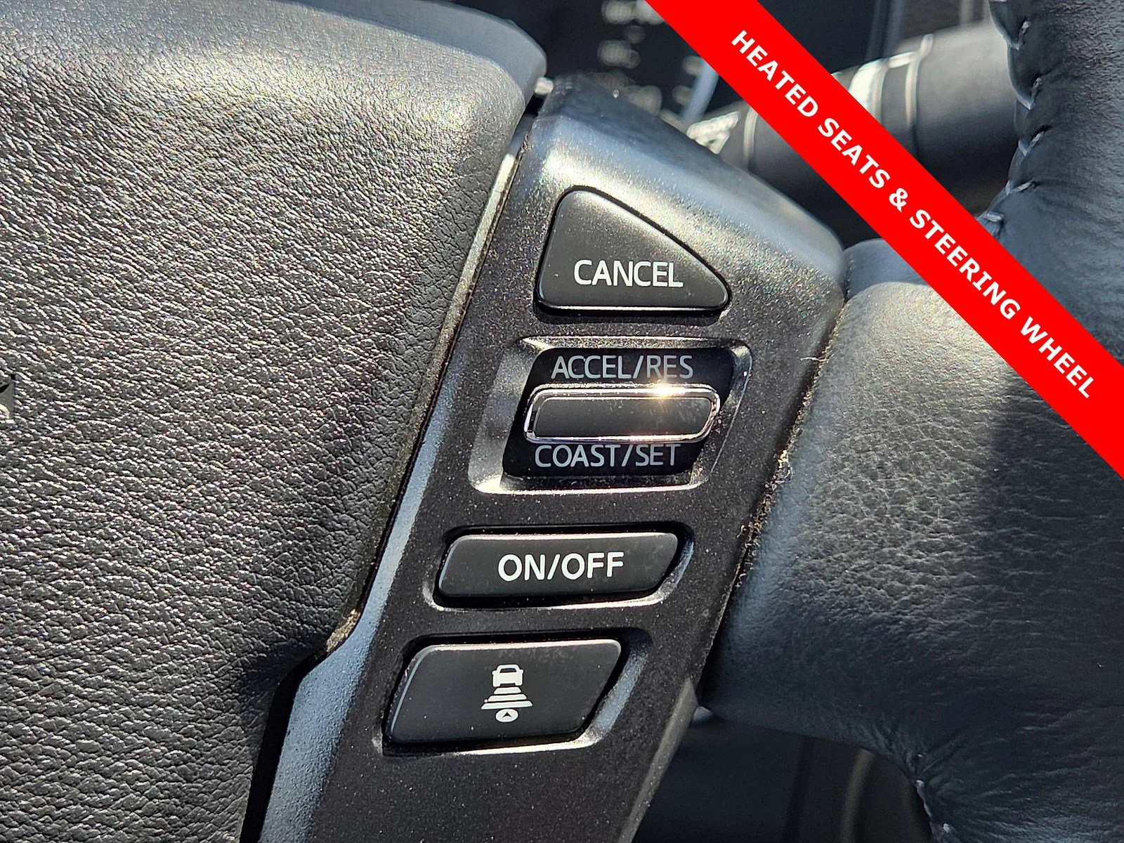 Used 2024 Glacier White Nissan SV image 22