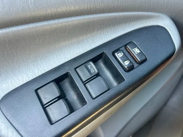 Used 2015 Gray Toyota Base image 14