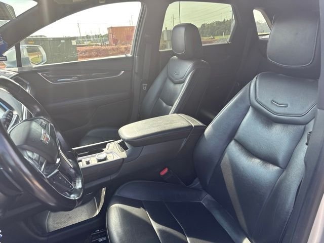 Used 2020 Silver Cadillac Premium Luxury image 9