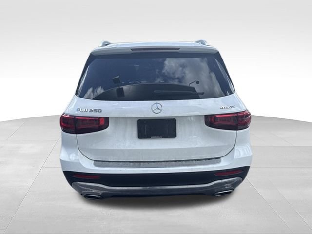 Used 2021  Mercedes-Benz GLB 250 image 10