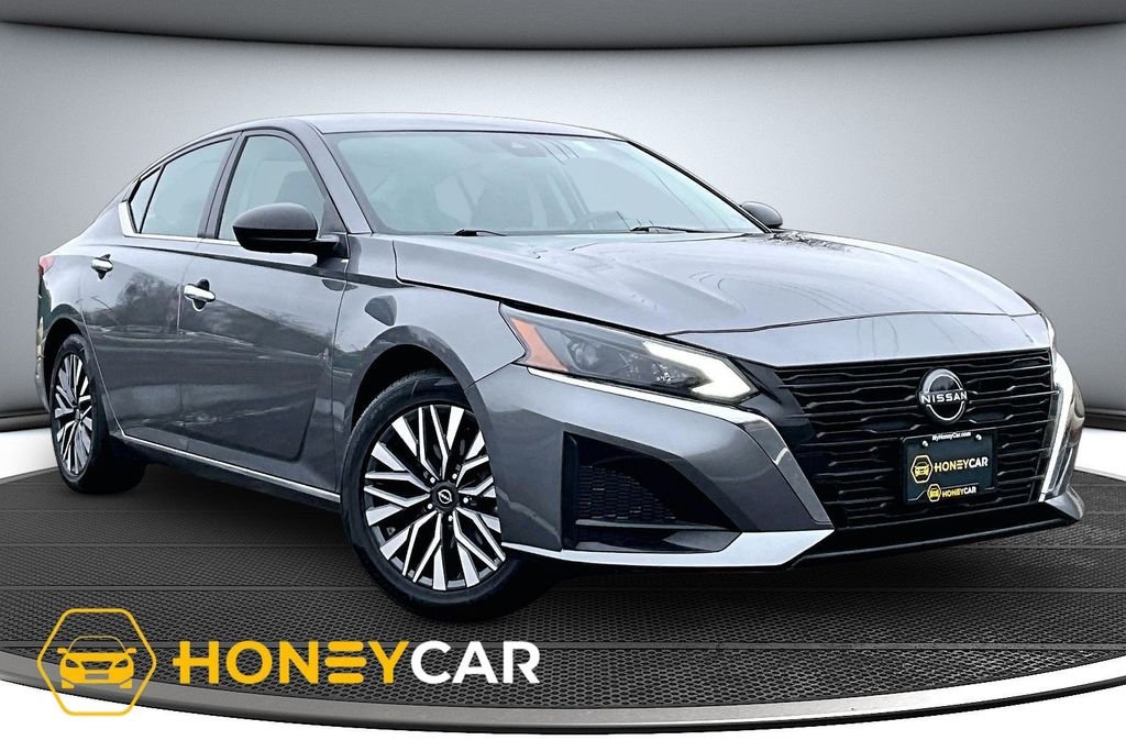 2024 Nissan Altima SV