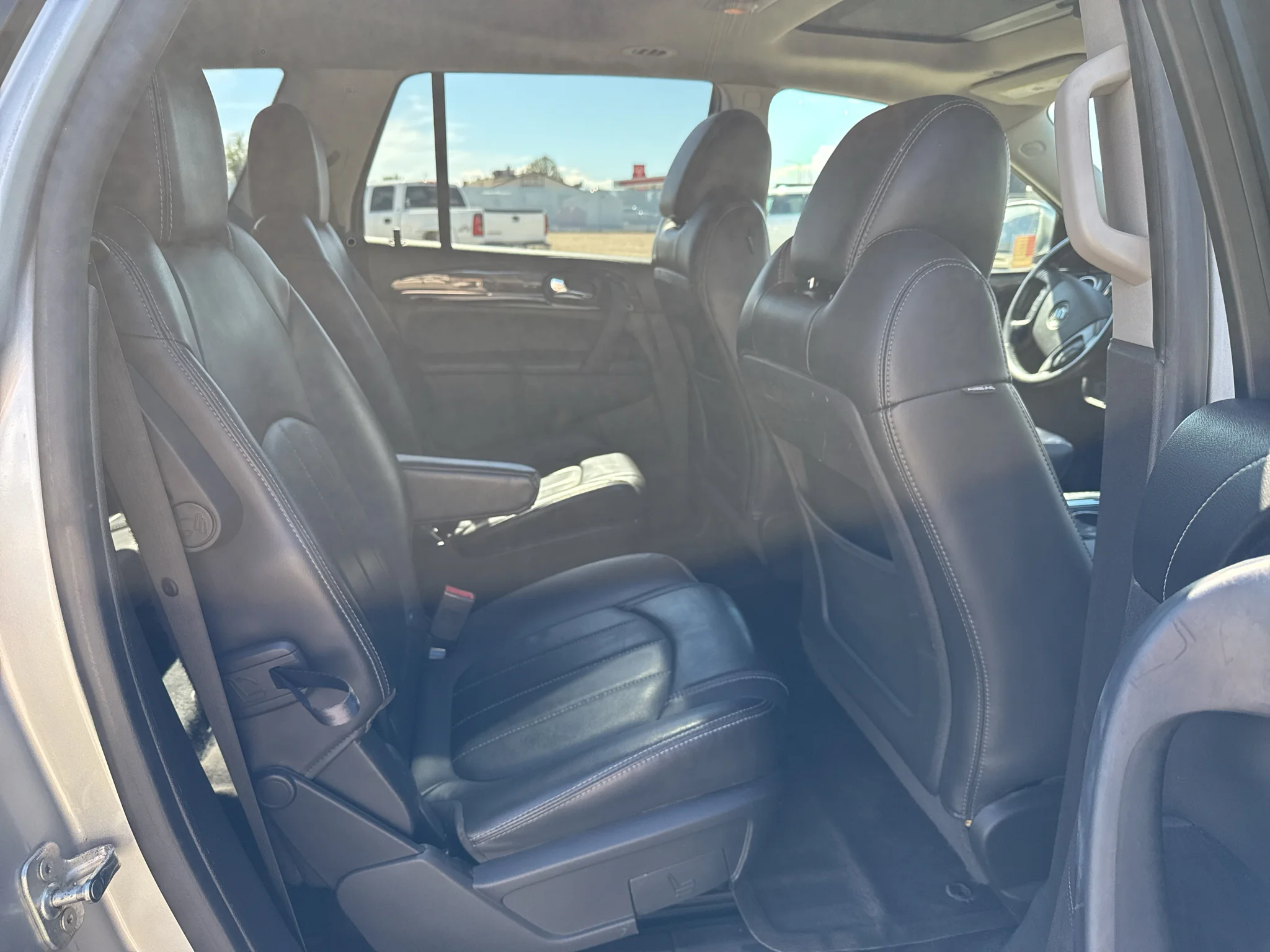 Used 2016 QUICKSILVER METALLIC Buick Leather image 17