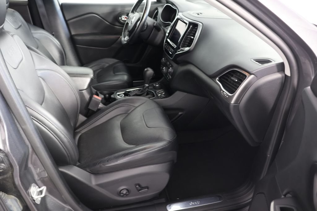 Used 2021 Gray Jeep Limited image 24