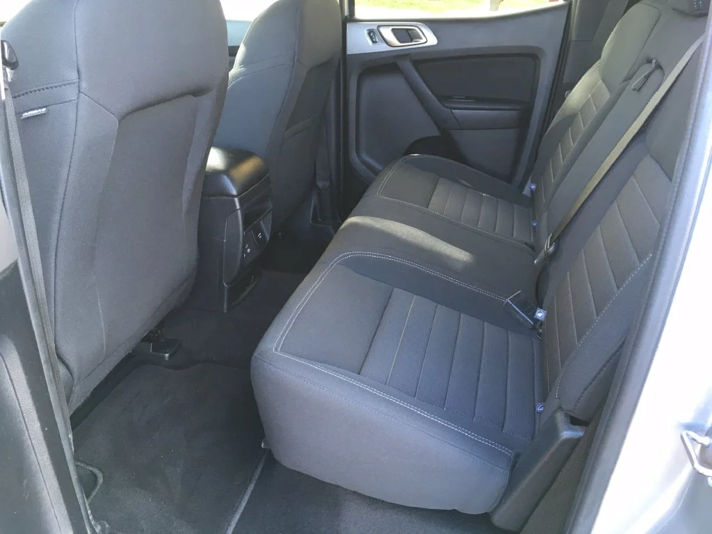 Used 2020 Silver Ford XLT image 27