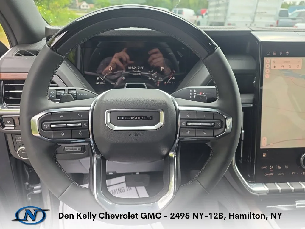2026 GMC Yukon Denali - Photo 4