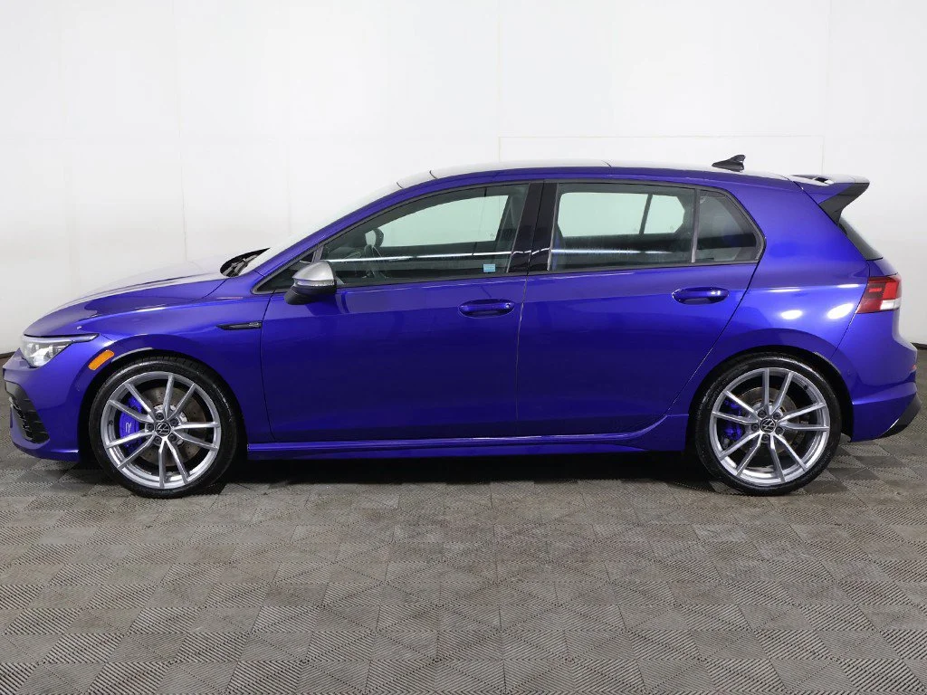 Used 2024 Lapiz Blue Metallic Volkswagen 2.0T image 21