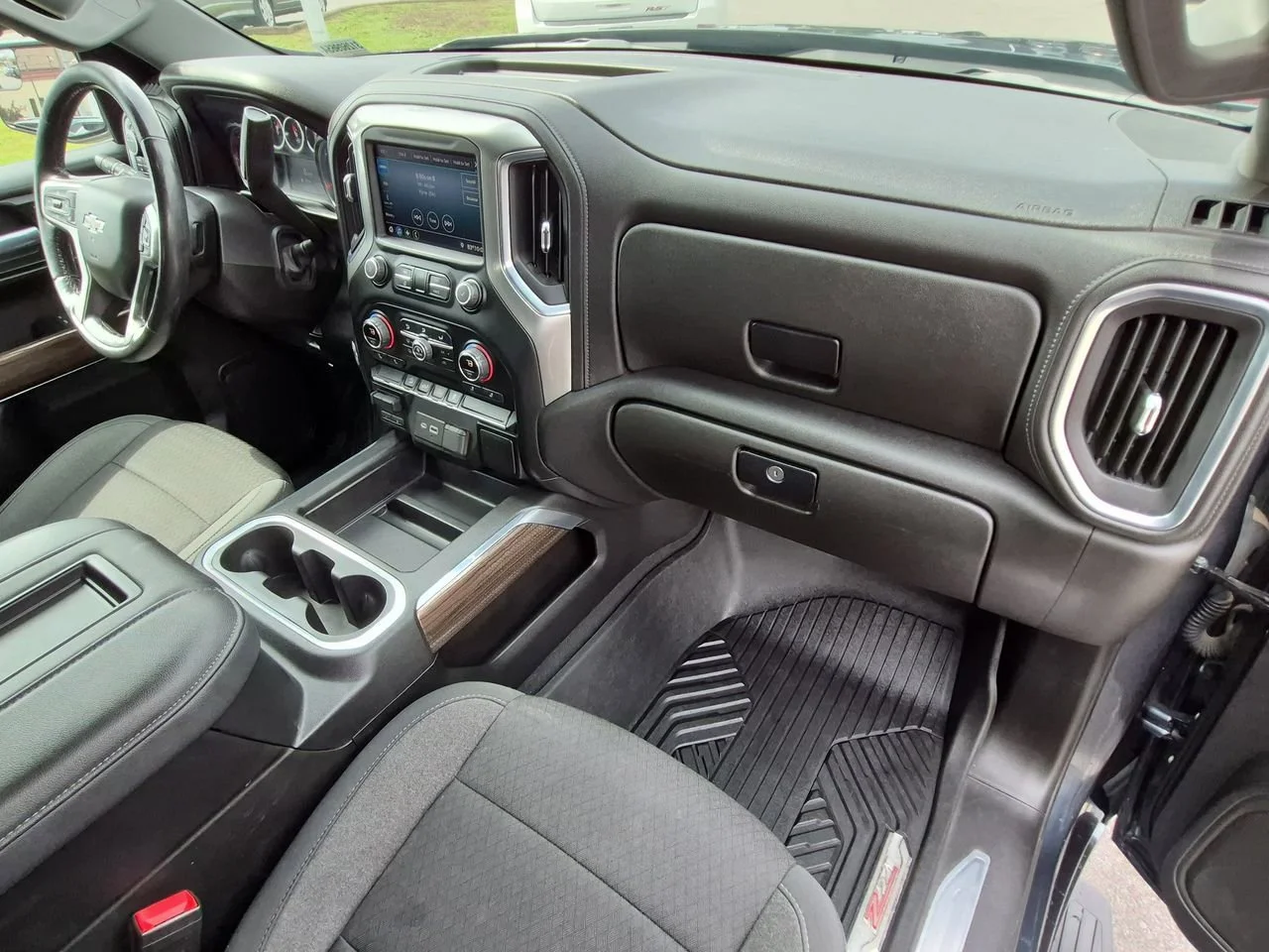 Used 2021 SHADOW GRAY METALLIC Chevrolet LT Trail Boss image 27