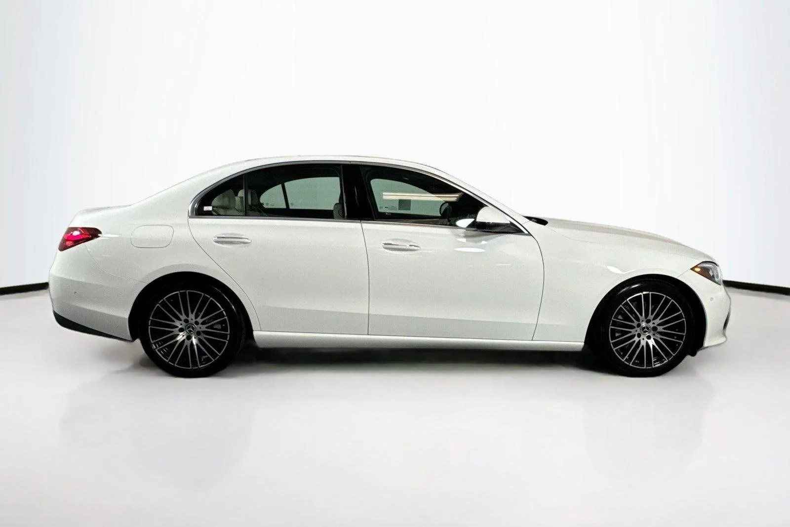 Used 2023 Polar White Mercedes-Benz C 300 image 4