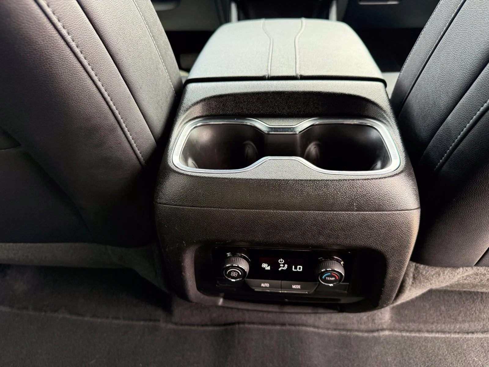 2025 Chevrolet Traverse LT - Photo 33