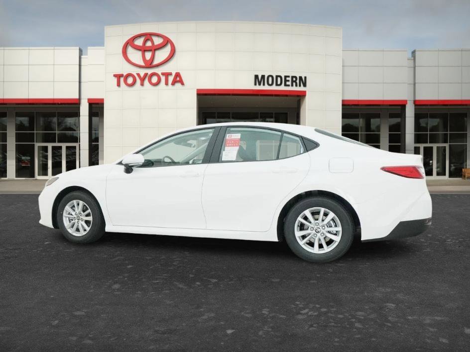 New 2026 Ice Cap Toyota LE image 2