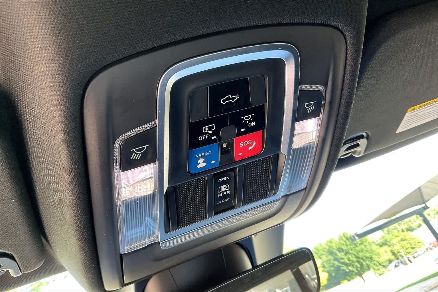 Used 2021 Billet Silver Metallic Clearcoat Ram Laramie image 32