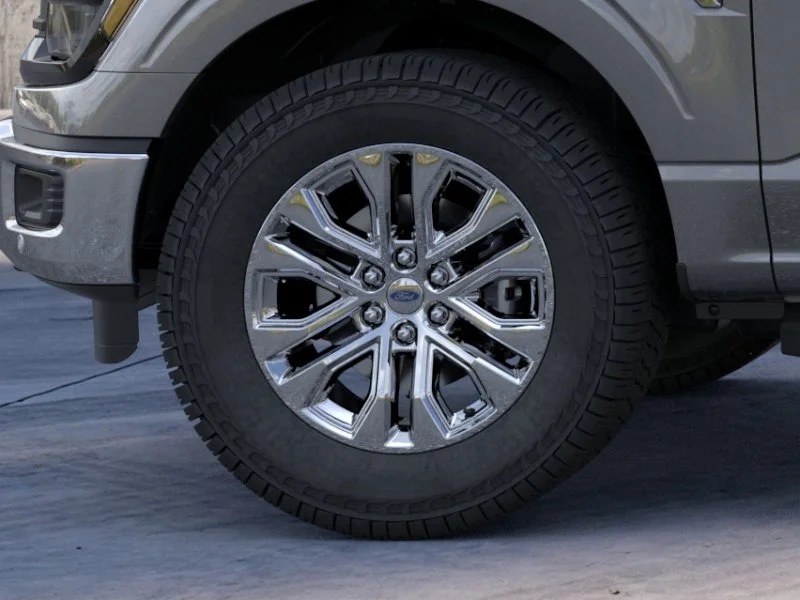 New 2026 Carbonized Gray Metallic Ford XLT image 19