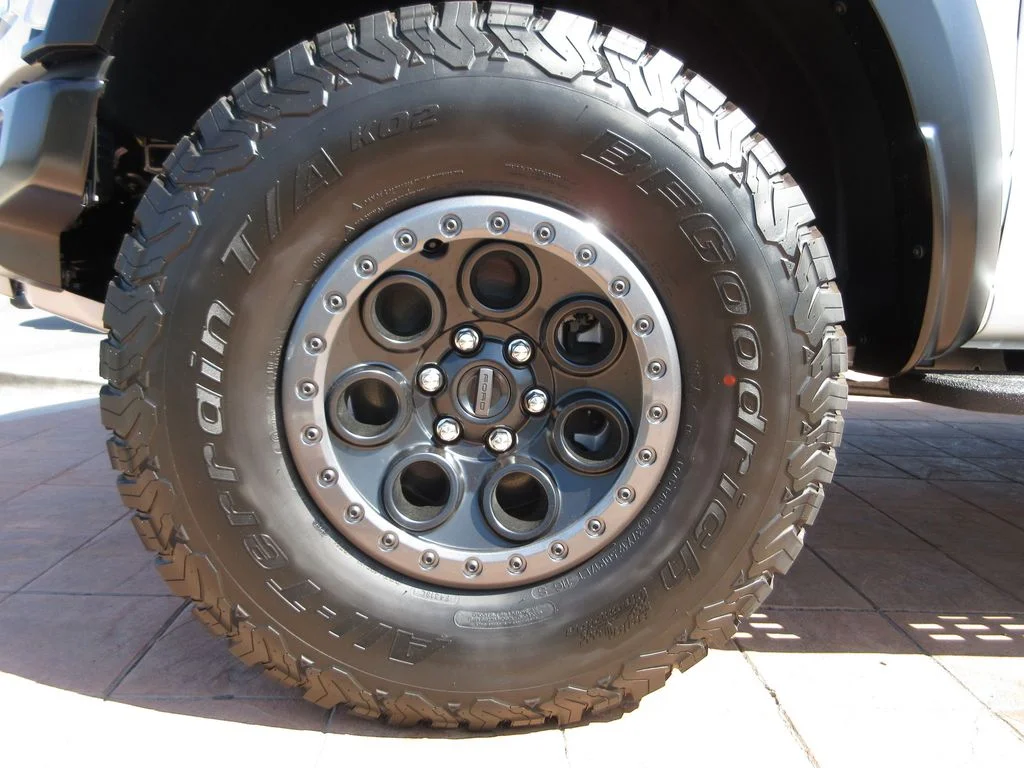New 2026 Oxford White Ford Raptor image 9