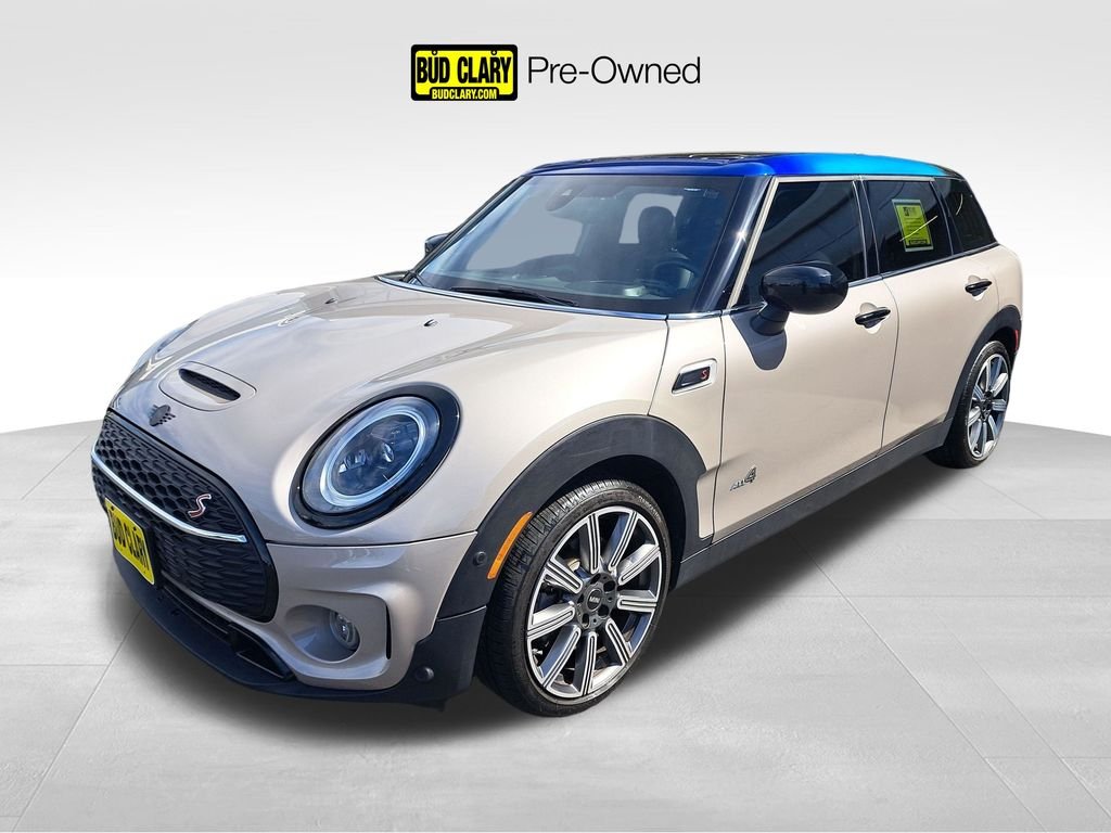 2022 MINI Clubman Cooper S ALL4's photo