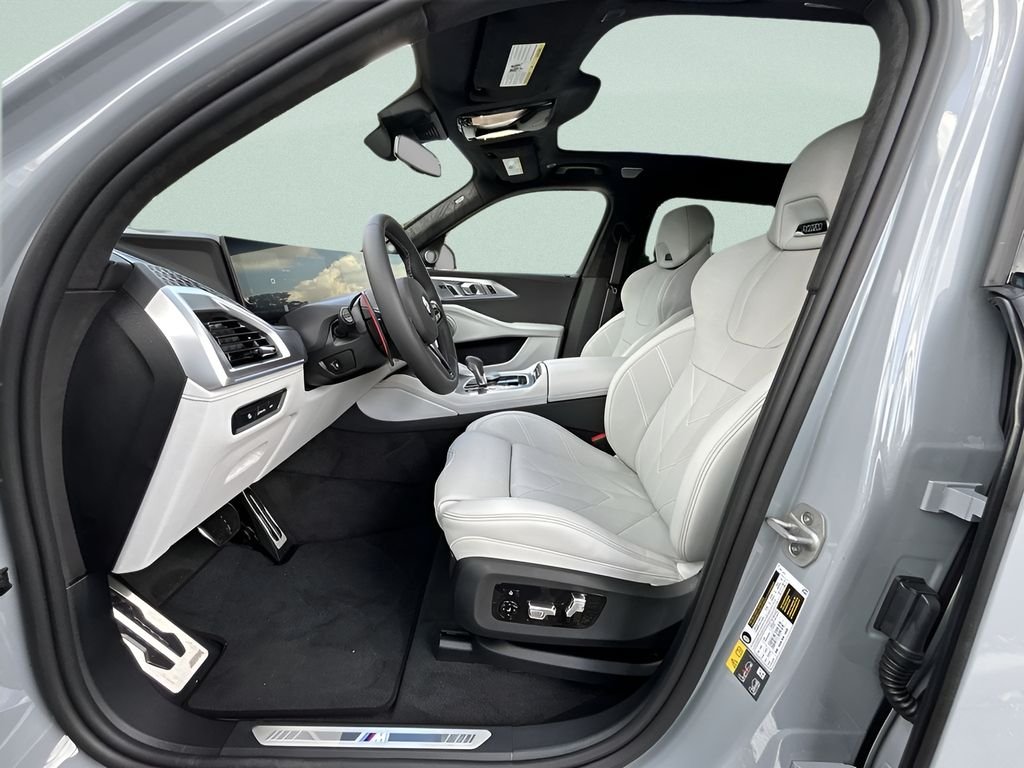 2026 BMW XM Base - Photo 15