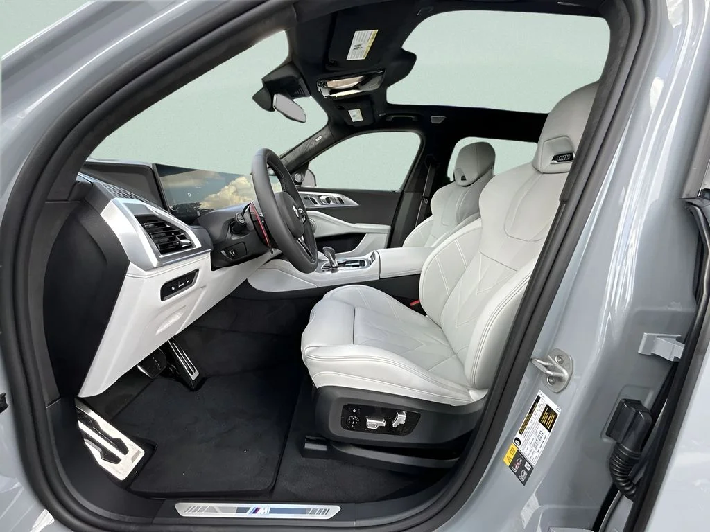 2026 BMW XM Base - Photo 15