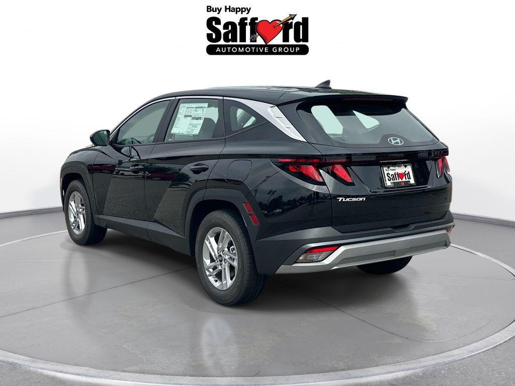 New 2026 Black Hyundai SE FWD image 5
