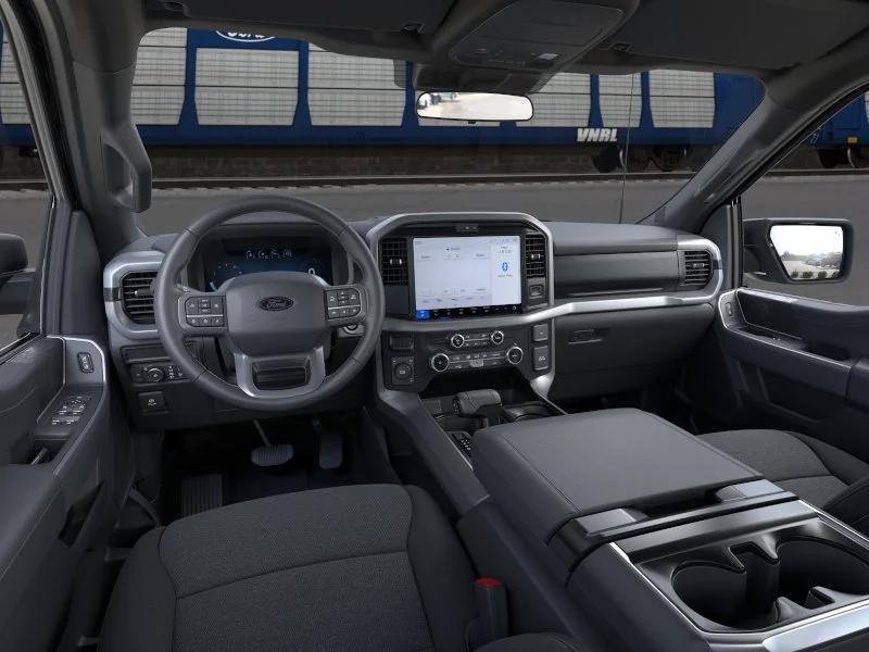 New 2026 Iconic Silver Metallic Ford XLT image 9