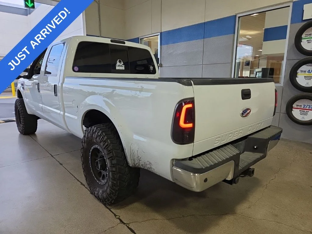 Used 2010 Oxford White Ford XLT image 4