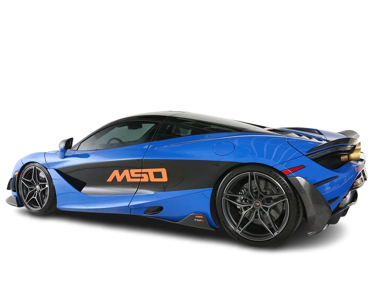 Used 2018 Blue McLaren Performance image 14